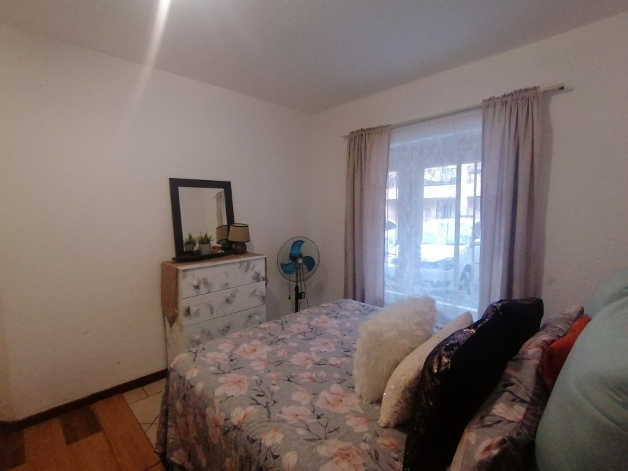 2 Bedroom Property for Sale in Rustenburg Central North West